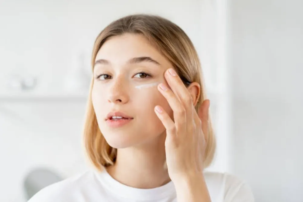 Best Ceramide & Palmitoyl Pentapeptide Under Eye Cream PCD Pharmaceutical Company